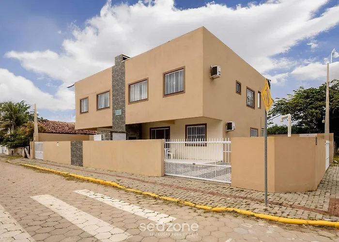 Rhe\'S - Casas Em Condominio 2 Min Da Praia Em Bombinhas