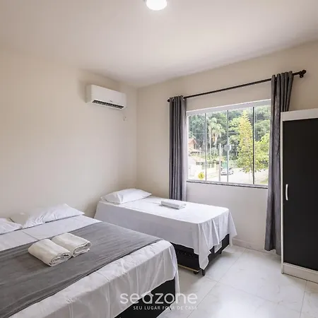 Rhe'S - Casas Em Condominio 2 Min Da Praia Em Bombinhas Exterior photo