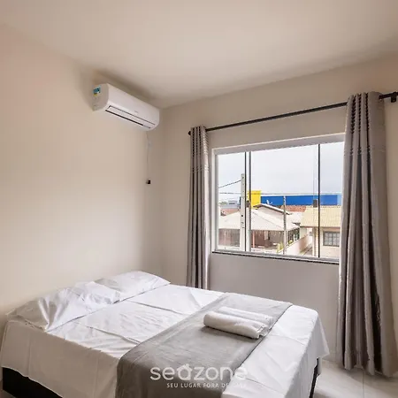 Rhe'S - Casas Em Condominio 2 Min Da Praia Em Bombinhas Exterior photo