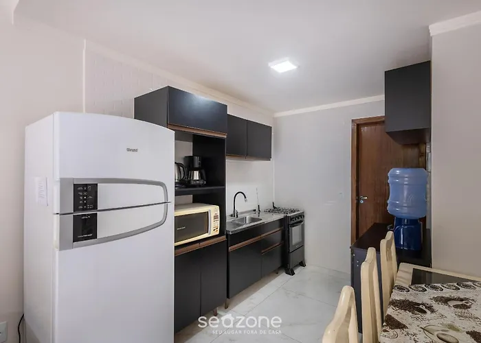 Rhe\'S - Casas Em Condominio 2 Min Da Praia Em Bombinhas