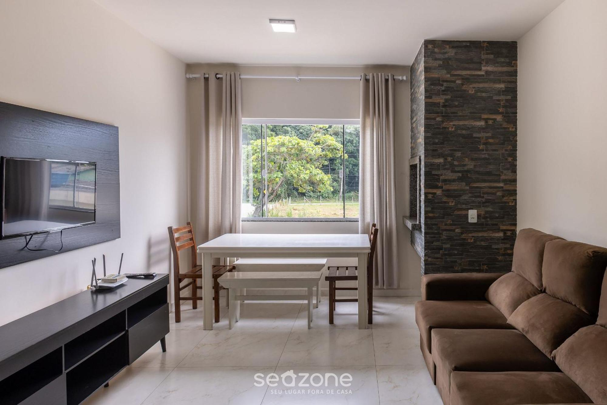 Rhe's - Casas Em 2 Min Da Em *