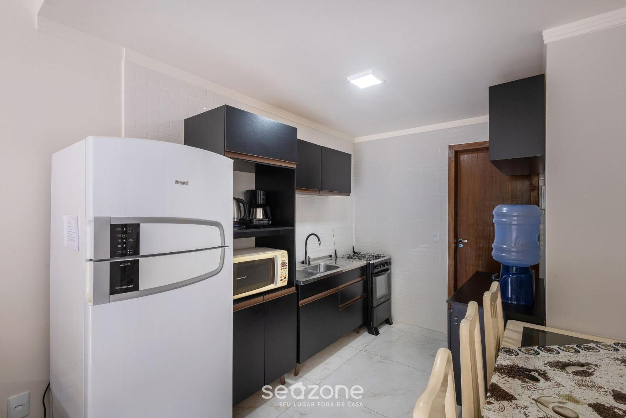 Rhe's - Casas Em 2 Min Da Em * Bombinhas
